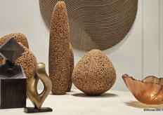 Op de stand van Gardeco waren allerlei objecten te bewonderen. Onder andere van de designers Domingos Totora, Regina Hedeiros, Armando Di Nunzio en Renaat Ramon.